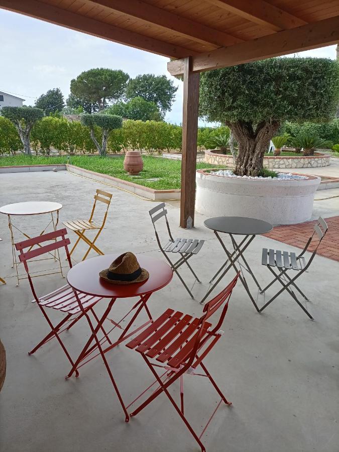 La Ricarda Dimora Di Campagna Bed & Breakfast Paestum Exterior photo