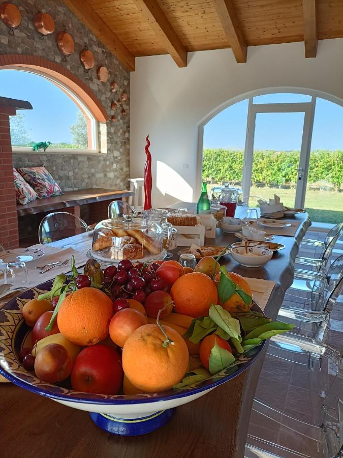 La Ricarda Dimora Di Campagna Bed & Breakfast Paestum Exterior photo